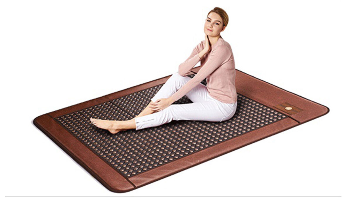 Những ai nên sử dụng thảm đá nóng?